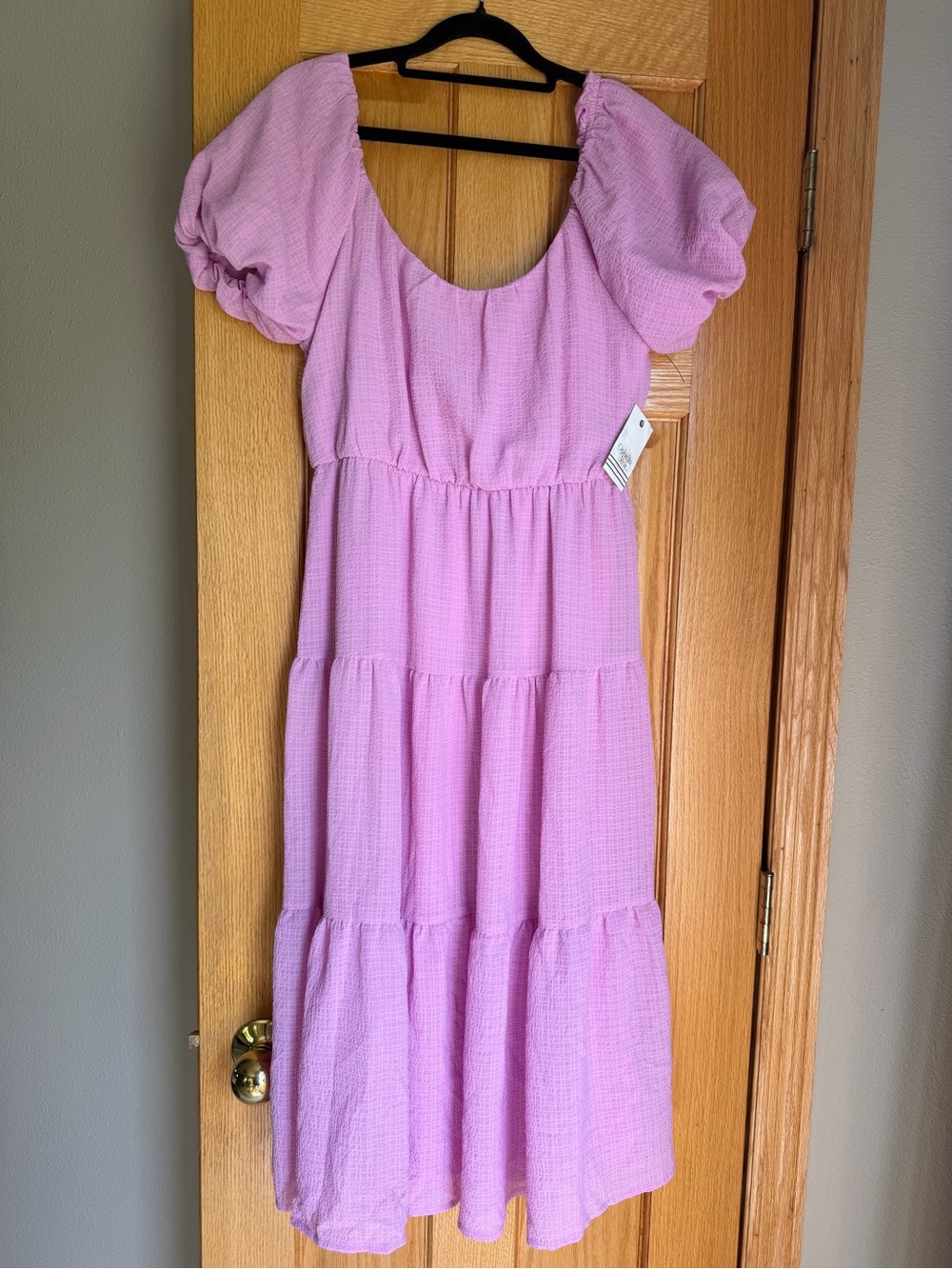 Ophelia Roe Pink Tiered Puff Sleeve Textured Midi Dress Women’s Size S NWT